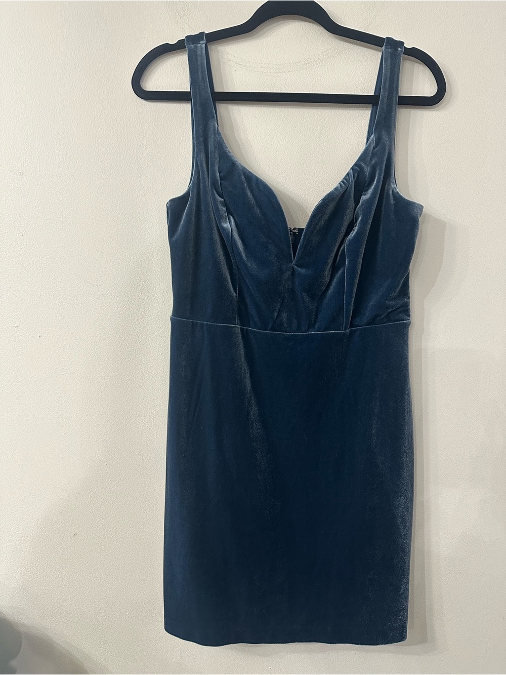 Express Velvet Sleeveless Deep Blue Cocktail Dress